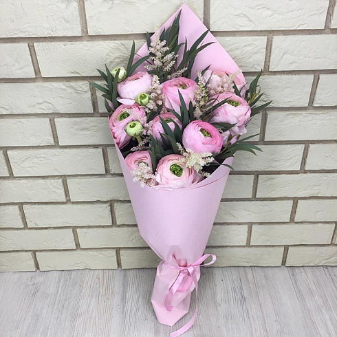 Букет из ранункулюсов