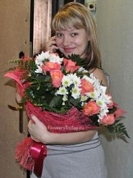 Розы, хризантемы