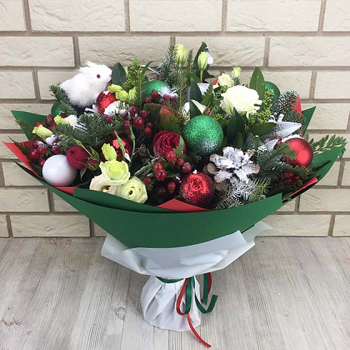 Новогодний яркий букет
