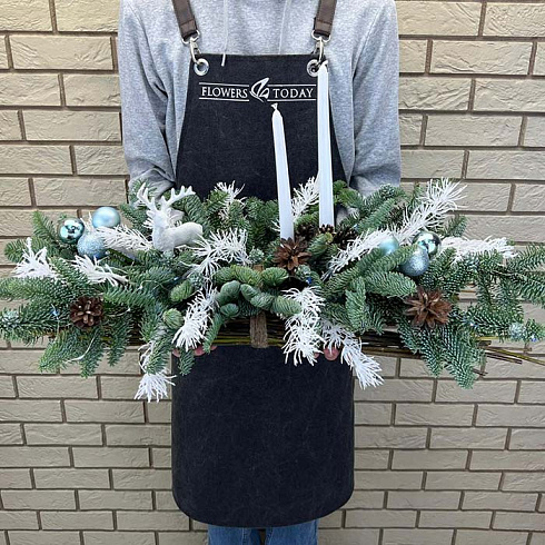 Удлиненная ёлочная композиция