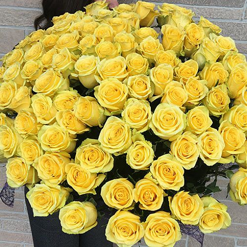 101 желтая роза