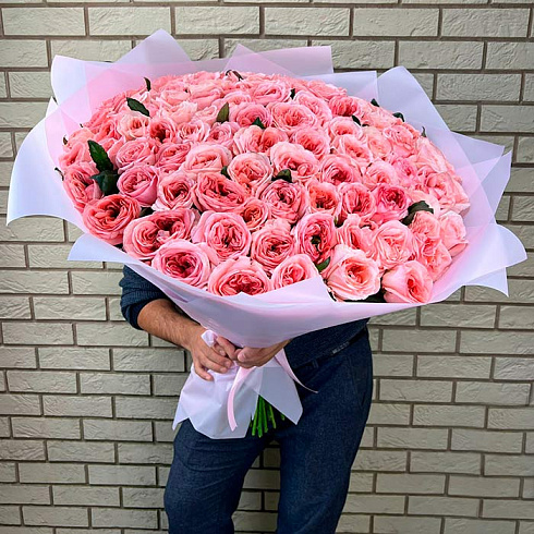 101 пионовидная розовая роза