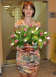 Корзина тюльпанов Корзина тюльпанов