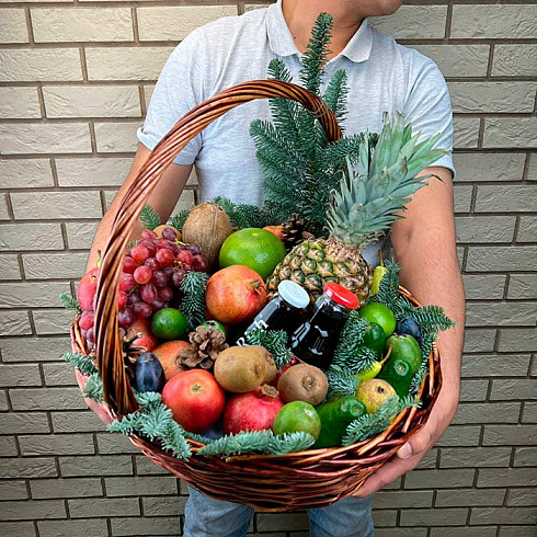 Виноград, кокос и другие фрукты