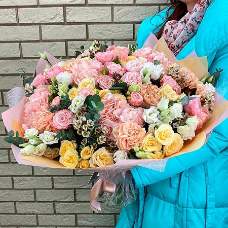 Гортензии, пионовидные розы