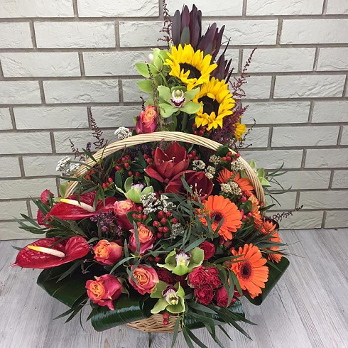 Корзина цветов руководителю