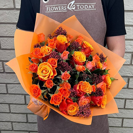 Оранжевые розы микс